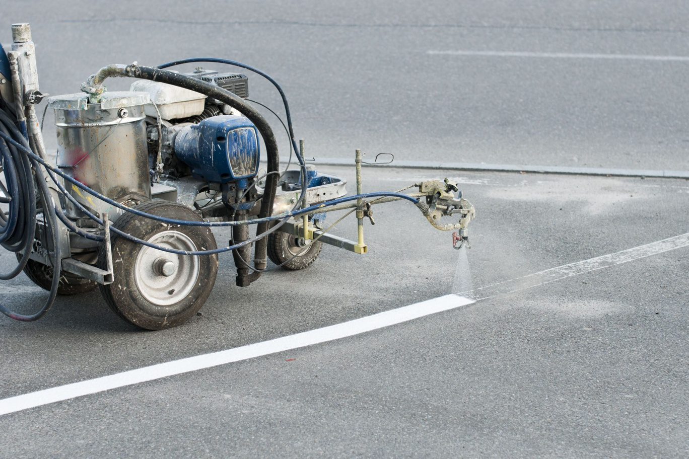 gilde-equity-management-manual-spray-marking-machine-for-parking-layout-1